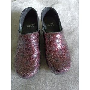 Dansko maroon floral sz. 38.